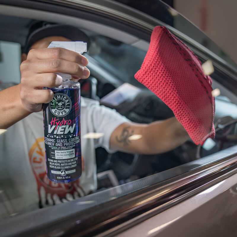 Chemical Guys, Chemical Guys CLD30116 - HydroView Ceramic Glass Cleaner & Coating16oz