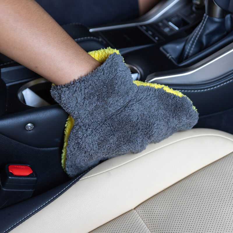 Chemical Guys, Chemical Guys MIC510 - The Stranger Helpful Handy Mitt